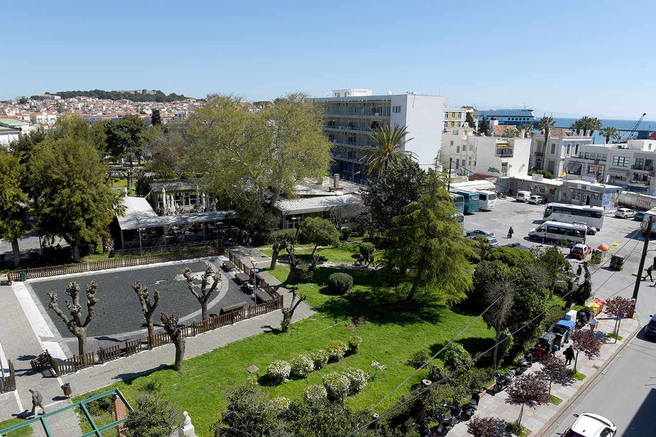 View of the park, the castle and the harbour